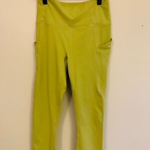 Pure luxe by Fabletics Small